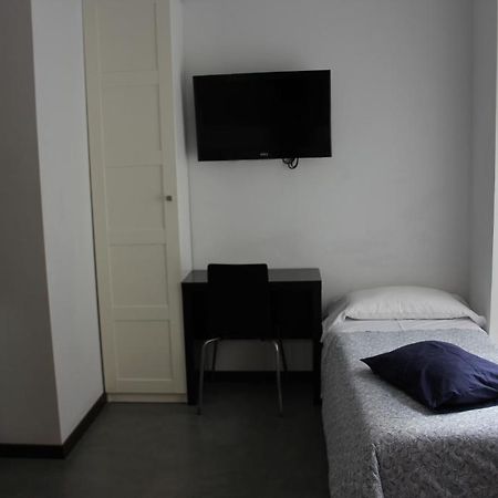 Hostal Cibeles Madrid Ngoại thất bức ảnh