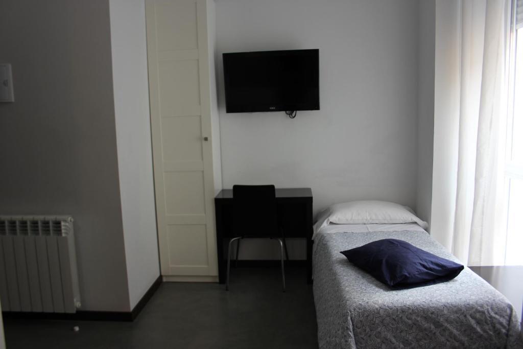 Hostal Cibeles Madrid Ngoại thất bức ảnh