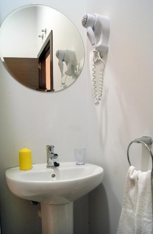 Hostal Cibeles Madrid Phòng bức ảnh