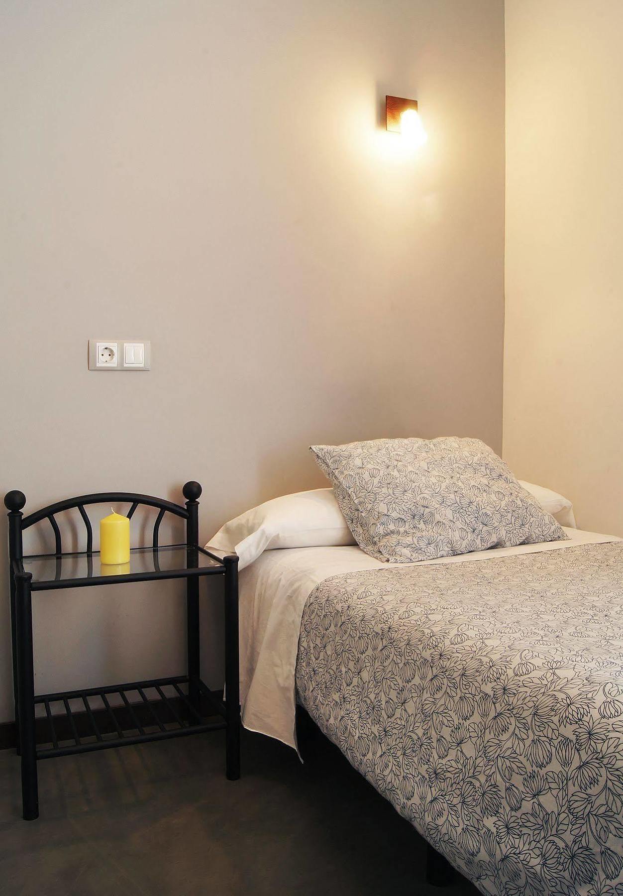 Hostal Cibeles Madrid Ngoại thất bức ảnh