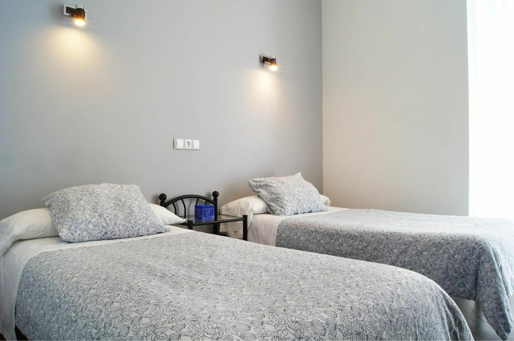 Hostal Cibeles Madrid Ngoại thất bức ảnh